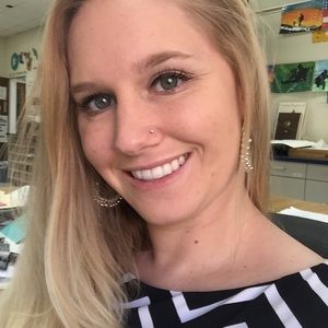 Meet your Posher, Lacey